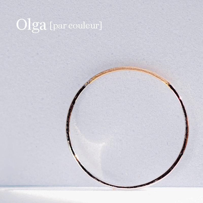 Olga [par couleur］