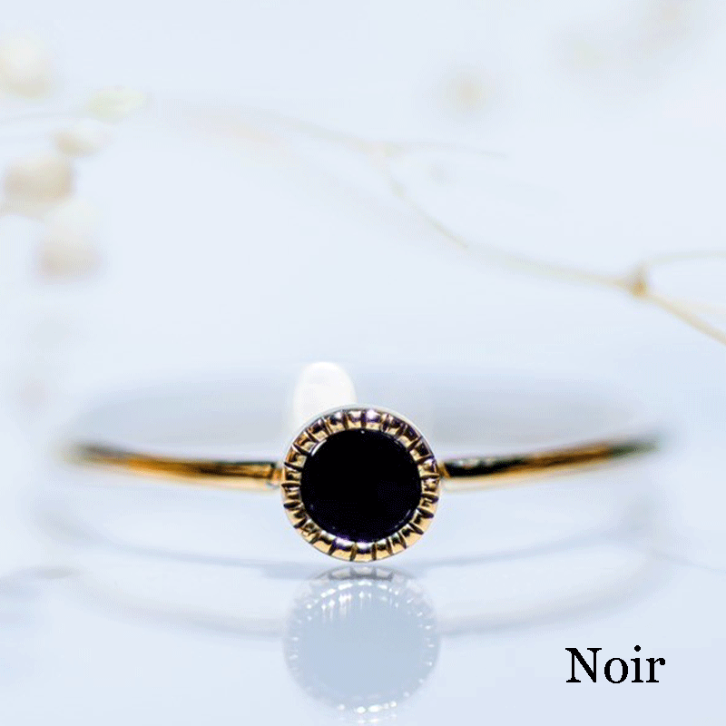 Noir onyx round ring