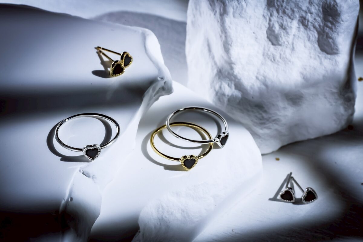 愛され続けるハートジュエリーの秘密