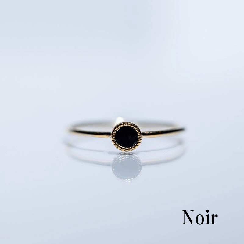 Noir onyx round ring